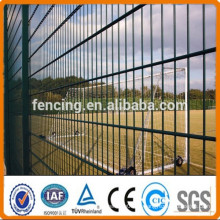 Anping fábrica PVC spray soldado ferro duplo fio vedação painel